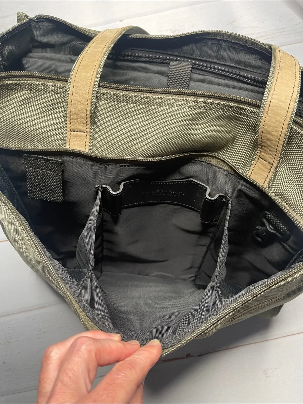 Briggs & Riley Shopper Tote Travel Bag Laptop Briefcase Mens Zip Carry On Mens